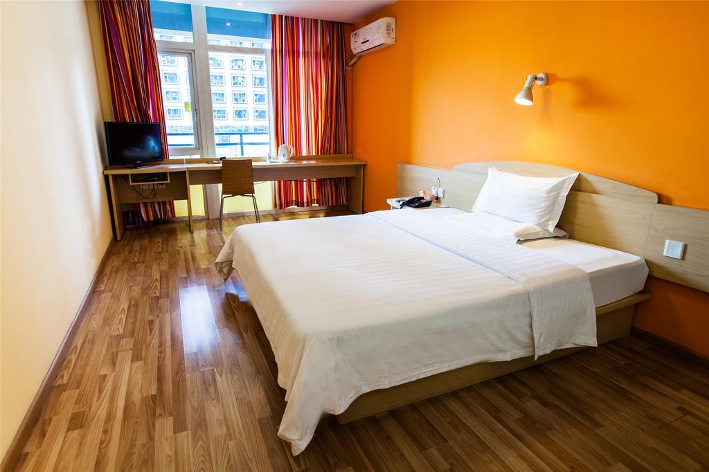 7Days Inn Hangzhou Xiasha Gaosha Subway Station Business Street מראה חיצוני תמונה